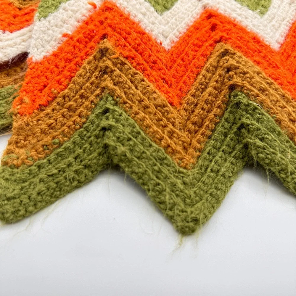 Vintage Handmade Granny  47”x82”Crocheted Zigzag‎ Blanket Green Orange White